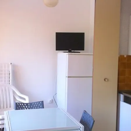 Apartment 4 Pers. Proche Avec Parking Prive - Fr-1-837-47 Argelès-sur-Mer
